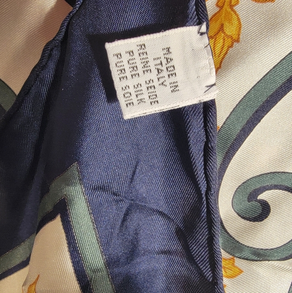 Fred Paris Silk Scarf with Parrots, 34in x 34in - Picture 8 of 12